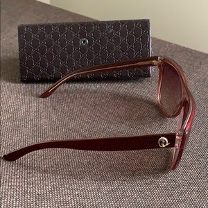 Burgundy Gucci shades